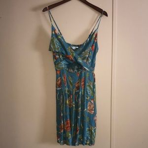 **SOLD** NWT ~ O’Neill ~ Karleen Floral Dress ~ Medium